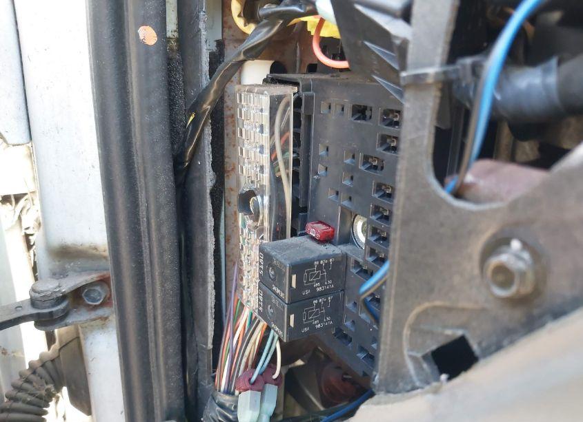 Photo 12 of 1999 Chevrolet Malibu N/A (VIN 1G1ND52M2XY106042)