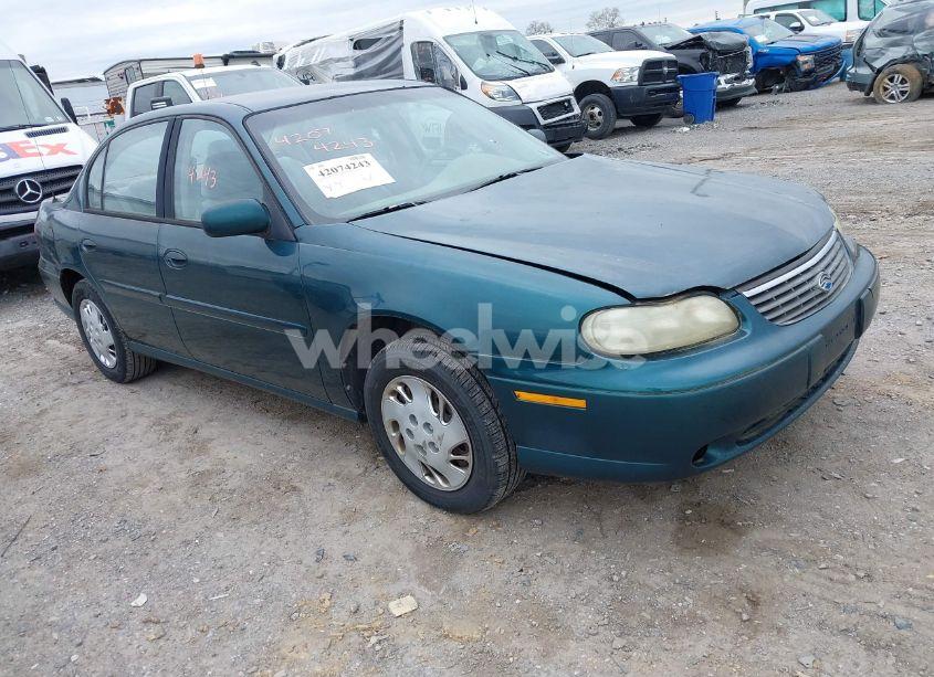 1998 Chevrolet Malibu (VIN 1G1ND52M8WY142896) main photo