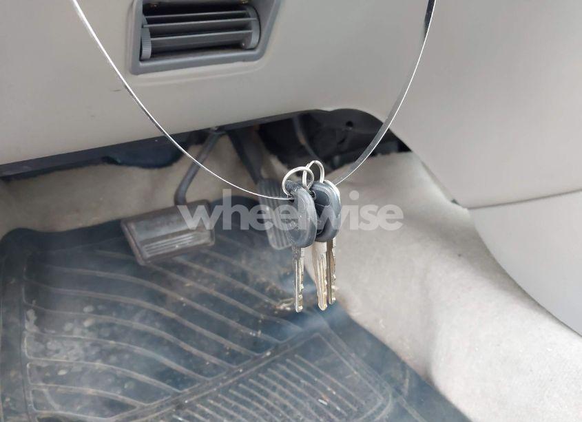 Photo 11 of 1998 Chevrolet Malibu (VIN 1G1ND52M8WY142896)