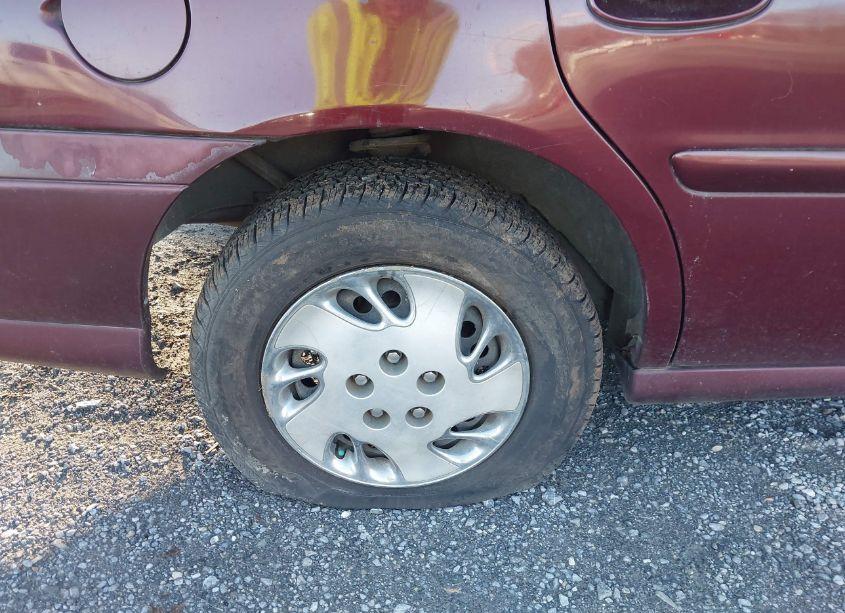 Photo 13 of 1998 Chevrolet Malibu (VIN 1G1ND52M9W6228407)