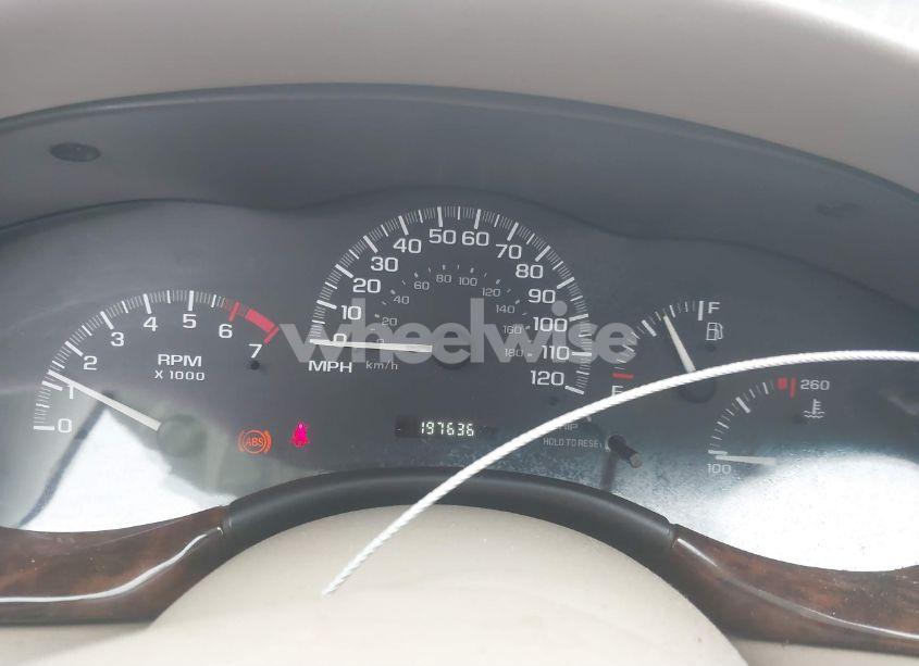 Photo 7 of 2003 Chevrolet Malibu LS (VIN 1G1NE52J13M554602)