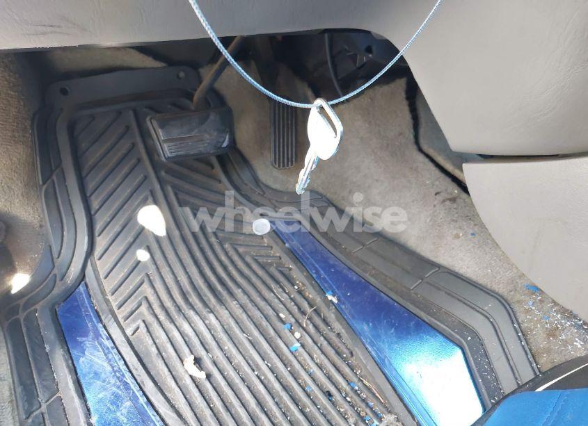 Photo 11 of 2003 Chevrolet Malibu LS (VIN 1G1NE52J13M687750)