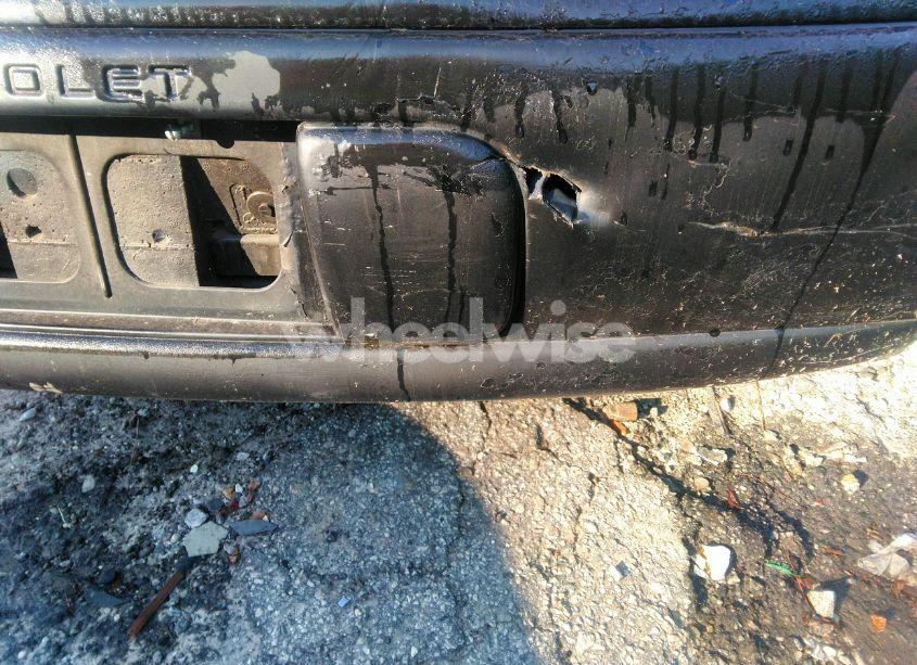 Photo 6 of 2003 Chevrolet Malibu LS (VIN 1G1NE52J13M687750)