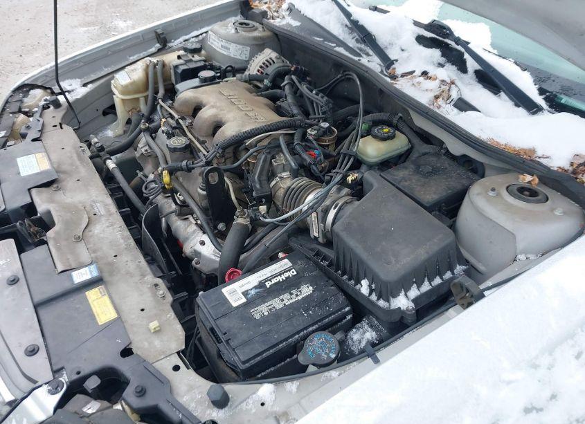 Photo 10 of 2001 Chevrolet Malibu LS (VIN 1G1NE52J216143470)
