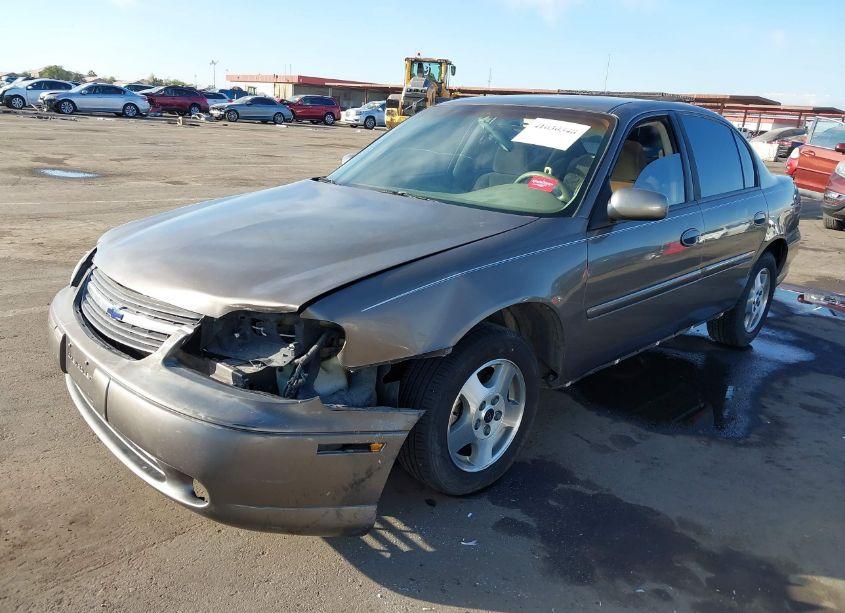 Photo 2 of 2002 Chevrolet Malibu LS (VIN 1G1NE52J52M724071)