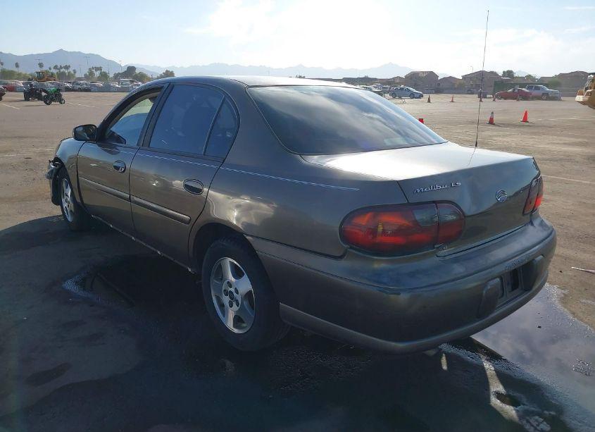Photo 3 of 2002 Chevrolet Malibu LS (VIN 1G1NE52J52M724071)