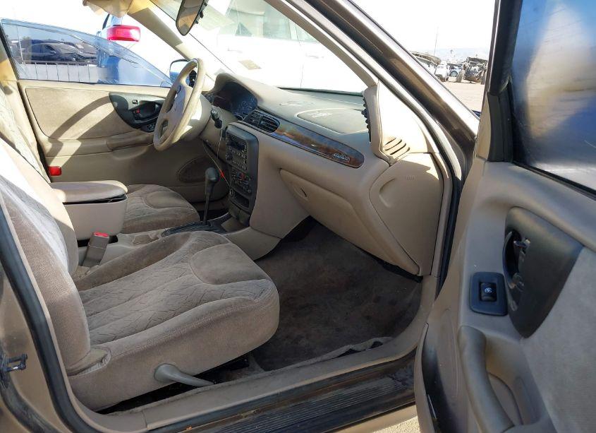 Photo 5 of 2002 Chevrolet Malibu LS (VIN 1G1NE52J52M724071)