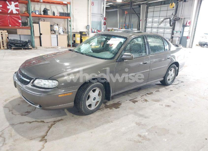 Photo 2 of 2001 Chevrolet Malibu LS (VIN 1G1NE52J616229171)