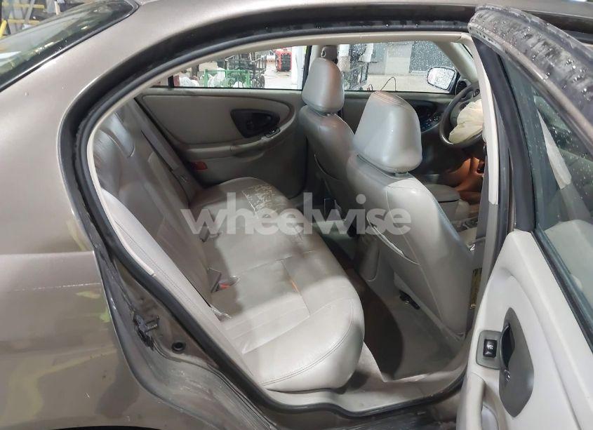 Photo 8 of 2001 Chevrolet Malibu LS (VIN 1G1NE52J616229171)