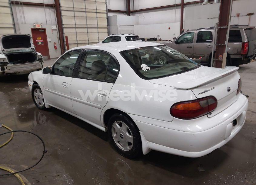 Photo 3 of 2001 Chevrolet Malibu LS (VIN 1G1NE52J916107663)
