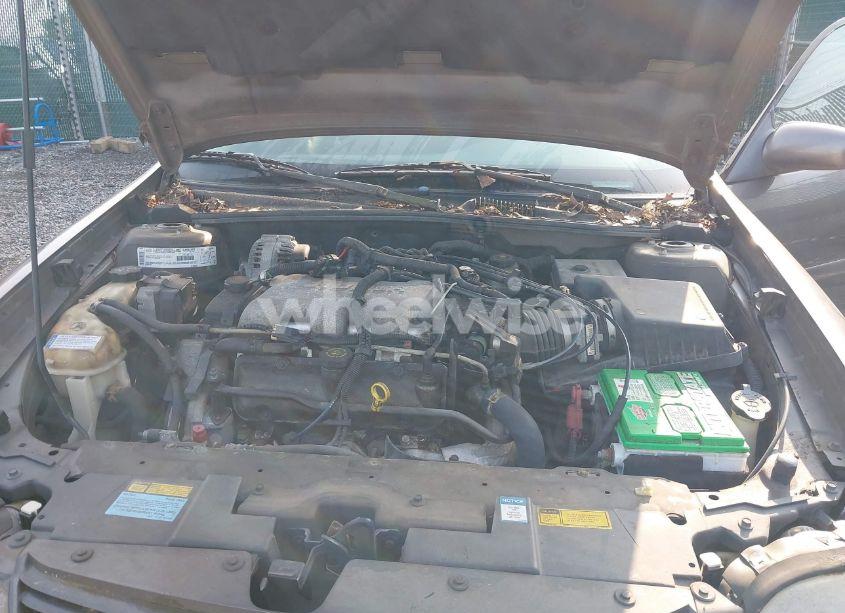 Photo 10 of 2001 Chevrolet Malibu LS (VIN 1G1NE52JX16176278)