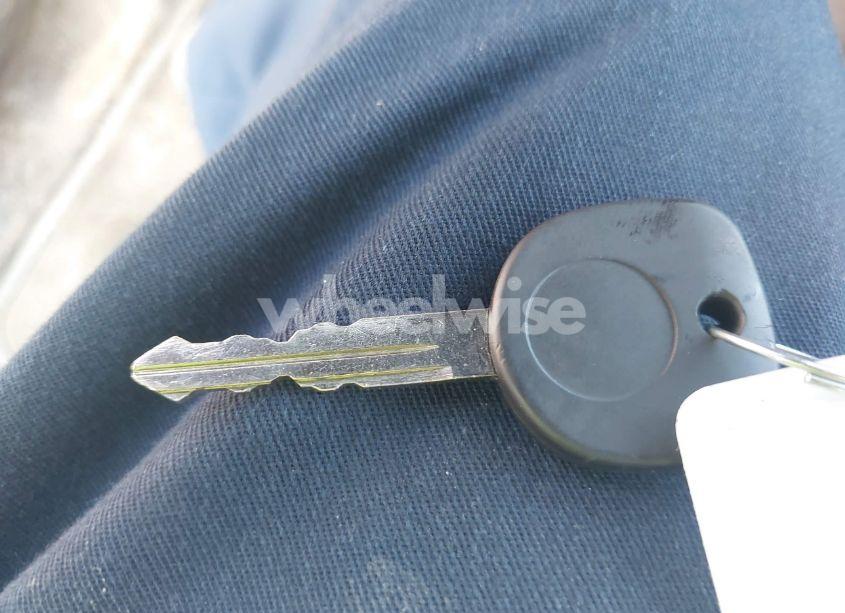 Photo 11 of 1998 Chevrolet Malibu LS (VIN 1G1NE52M2WY190553)