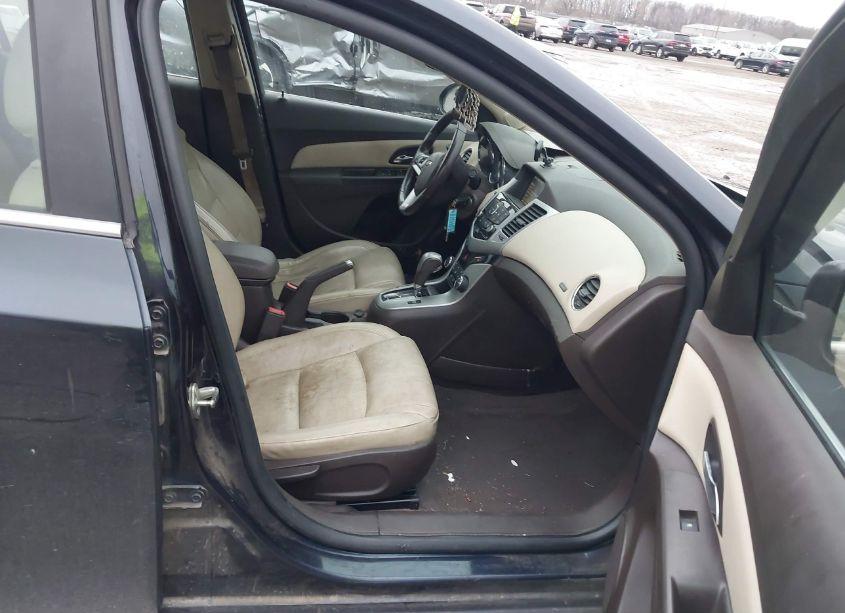 Photo 5 of 2014 Chevrolet Cruze DIESEL (VIN 1G1P75SZ1E7439668)