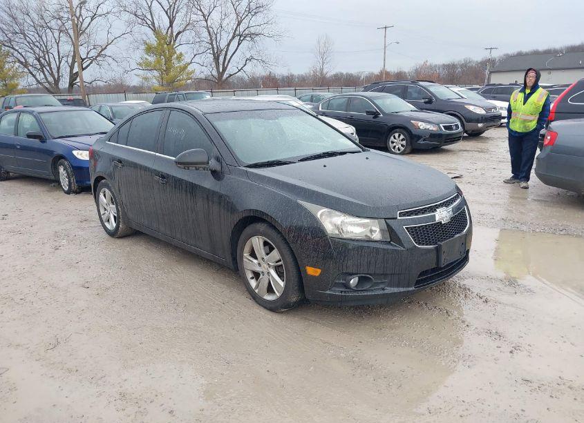 2014 Chevrolet Cruze (VIN 1G1P75SZ2E7147107) main photo