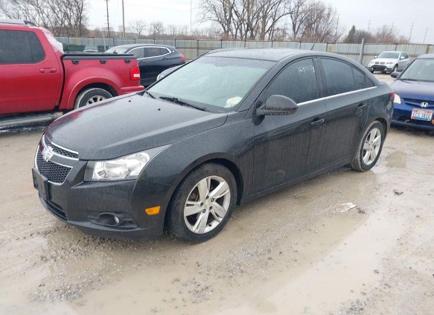 Photo 2 of 2014 Chevrolet Cruze (VIN 1G1P75SZ2E7147107)