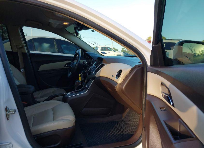 Photo 5 of 2014 Chevrolet Cruze DIESEL (VIN 1G1P75SZ3E7270138)