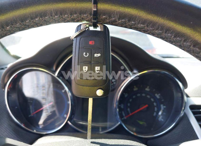 Photo 11 of 2014 Chevrolet Cruze DIESEL (VIN 1G1P75SZ5E7168615)