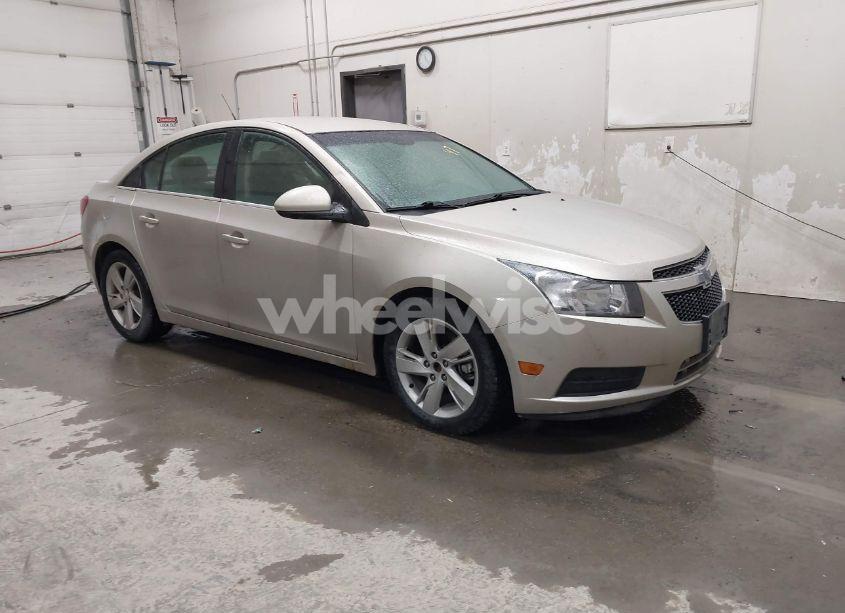 2014 Chevrolet Cruze DIESEL (VIN 1G1P75SZ5E7402381) main photo