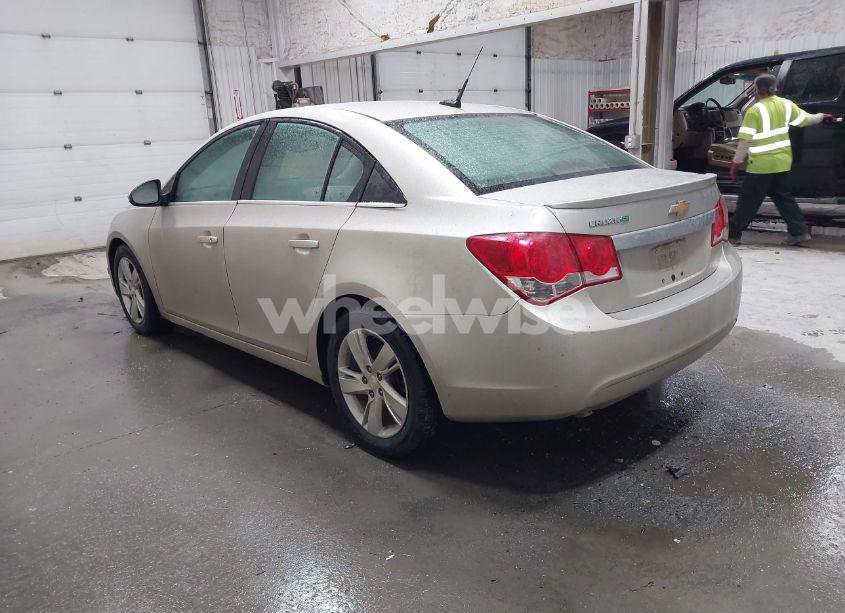 Photo 3 of 2014 Chevrolet Cruze DIESEL (VIN 1G1P75SZ5E7402381)