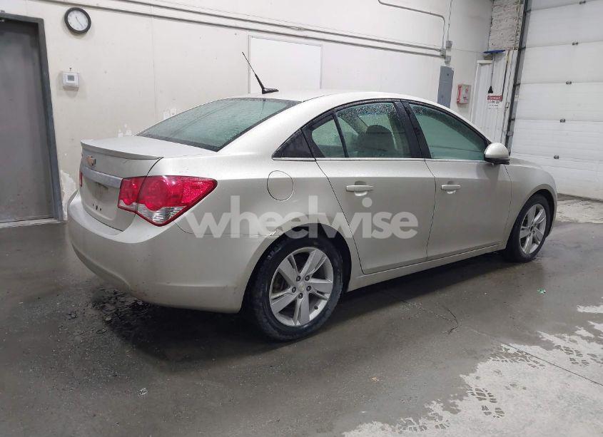 Photo 4 of 2014 Chevrolet Cruze DIESEL (VIN 1G1P75SZ5E7402381)