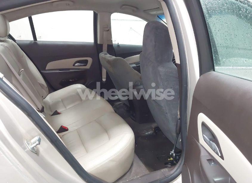 Photo 8 of 2014 Chevrolet Cruze DIESEL (VIN 1G1P75SZ5E7402381)