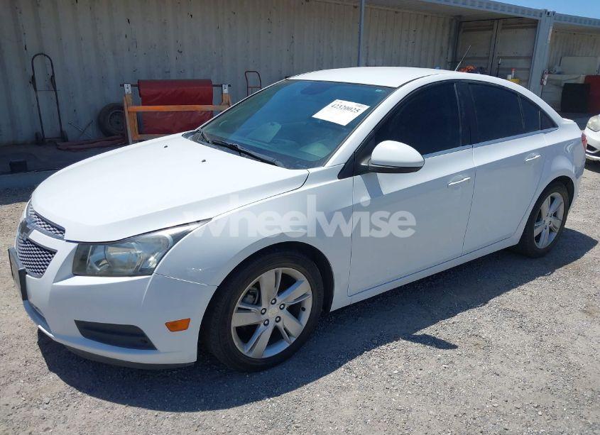 Photo 2 of 2014 Chevrolet Cruze DIESEL (VIN 1G1P75SZ5E7476352)