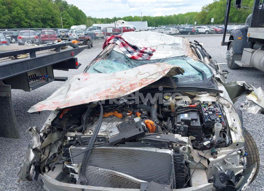 Photo 6 of 2014 Chevrolet Cruze DIESEL (VIN 1G1P75SZ7E7452943)