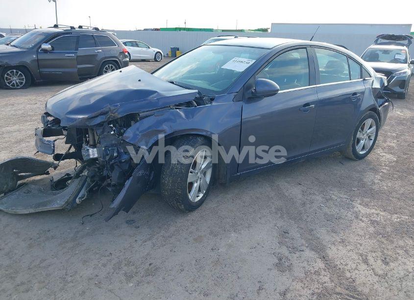 Photo 2 of 2014 Chevrolet Cruze (VIN 1G1P75SZ9E7225933)