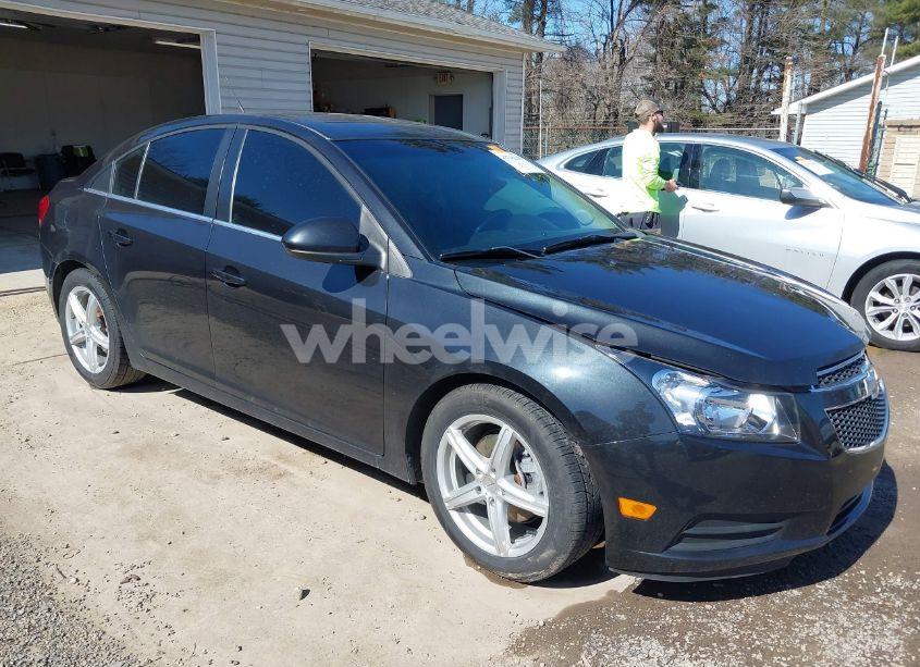 2014 Chevrolet Cruze DIESEL (VIN 1G1P75SZXE7324390) main photo