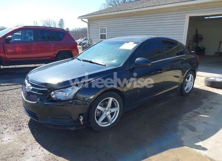 Photo 2 of 2014 Chevrolet Cruze DIESEL (VIN 1G1P75SZXE7324390)