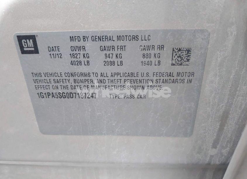 Photo 9 of 2013 Chevrolet Cruze LS AUTO (VIN 1G1PA5SG0D7187247)