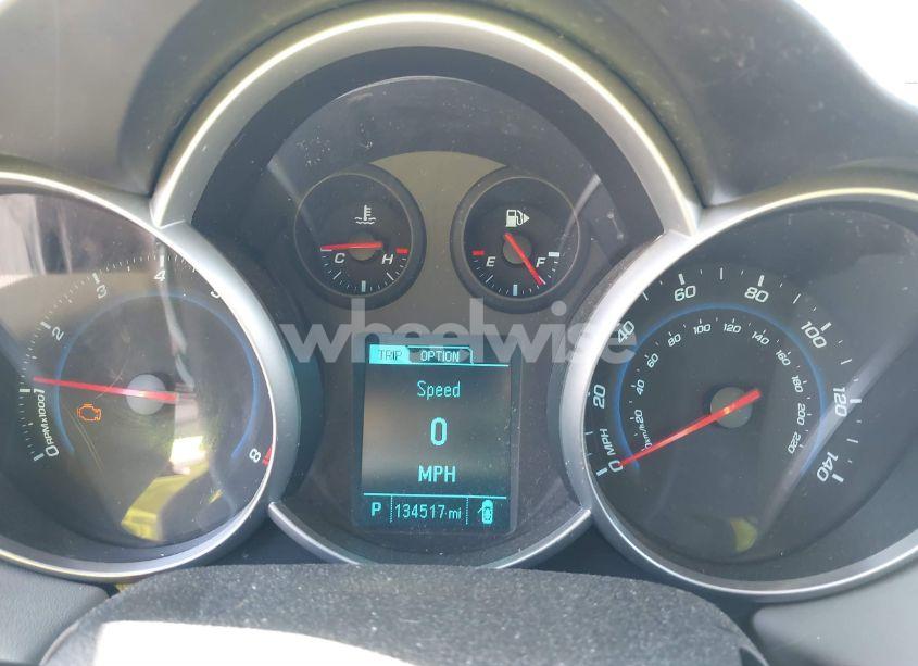 Photo 7 of 2013 Chevrolet Cruze LS AUTO (VIN 1G1PA5SG0D7224166)