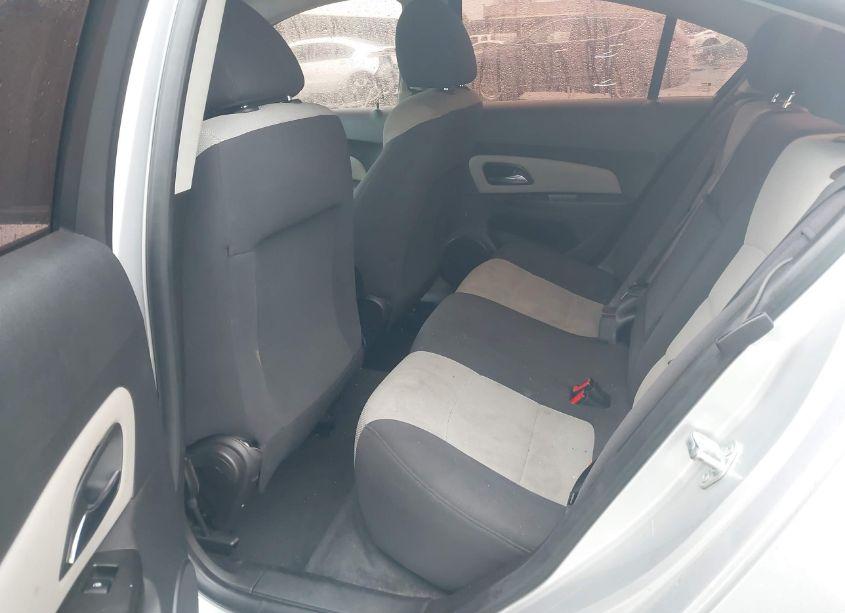 Photo 8 of 2013 Chevrolet Cruze LS AUTO (VIN 1G1PA5SG0D7282049)