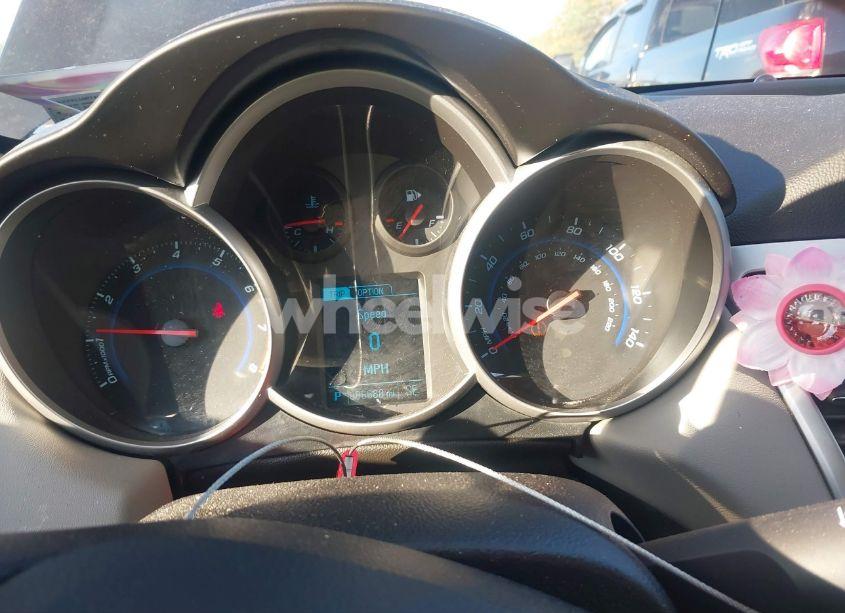 Photo 7 of 2013 Chevrolet Cruze LS AUTO (VIN 1G1PA5SG0D7318371)