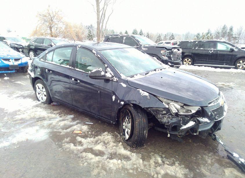 2014 Chevrolet Cruze LS AUTO (VIN 1G1PA5SG0E7402255) main photo