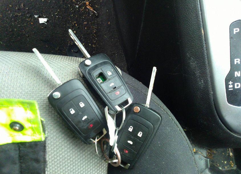 Photo 11 of 2014 Chevrolet Cruze LS AUTO (VIN 1G1PA5SG0E7402255)