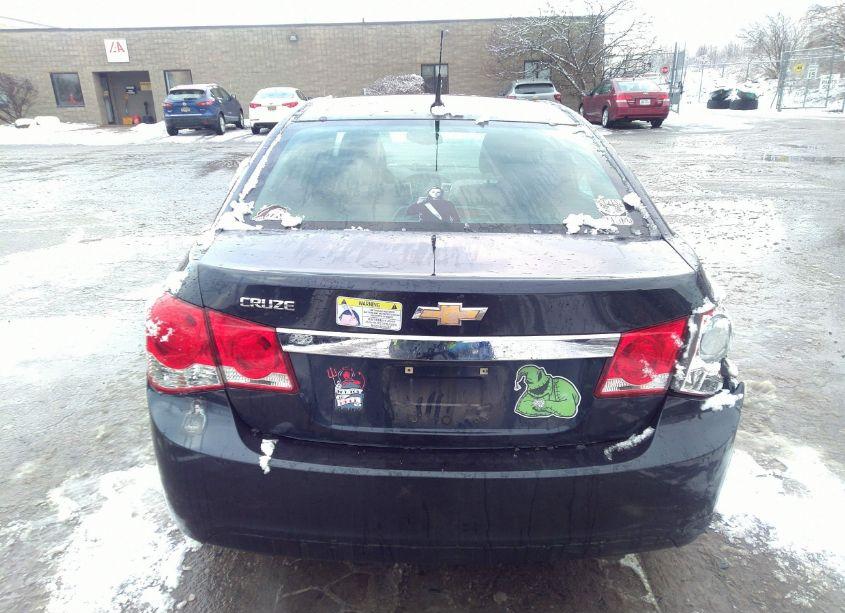 Photo 16 of 2014 Chevrolet Cruze LS AUTO (VIN 1G1PA5SG0E7402255)