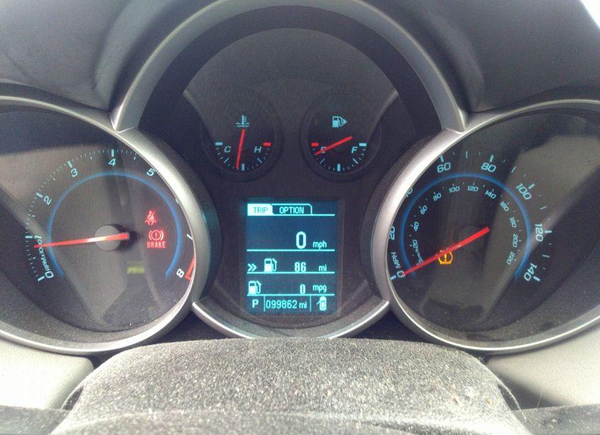 Photo 7 of 2014 Chevrolet Cruze LS AUTO (VIN 1G1PA5SG0E7402255)