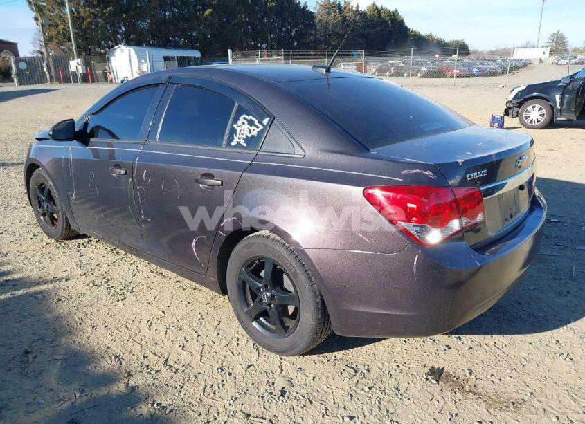 Photo 3 of 2014 Chevrolet Cruze LS AUTO (VIN 1G1PA5SG0E7427026)