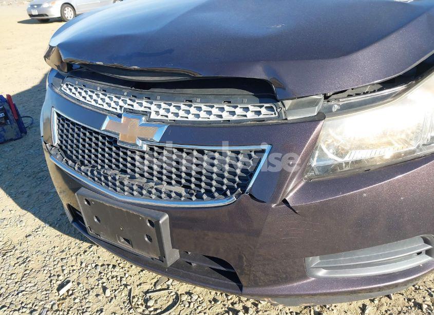 Photo 6 of 2014 Chevrolet Cruze LS AUTO (VIN 1G1PA5SG0E7427026)