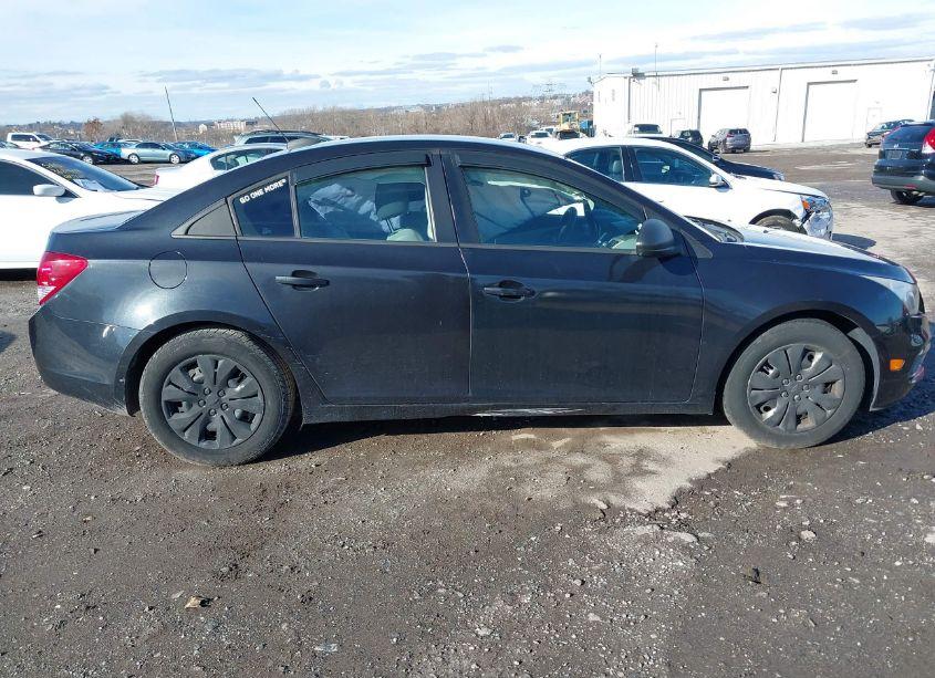 Photo 12 of 2015 Chevrolet Cruze LS AUTO (VIN 1G1PA5SG0F7114446)