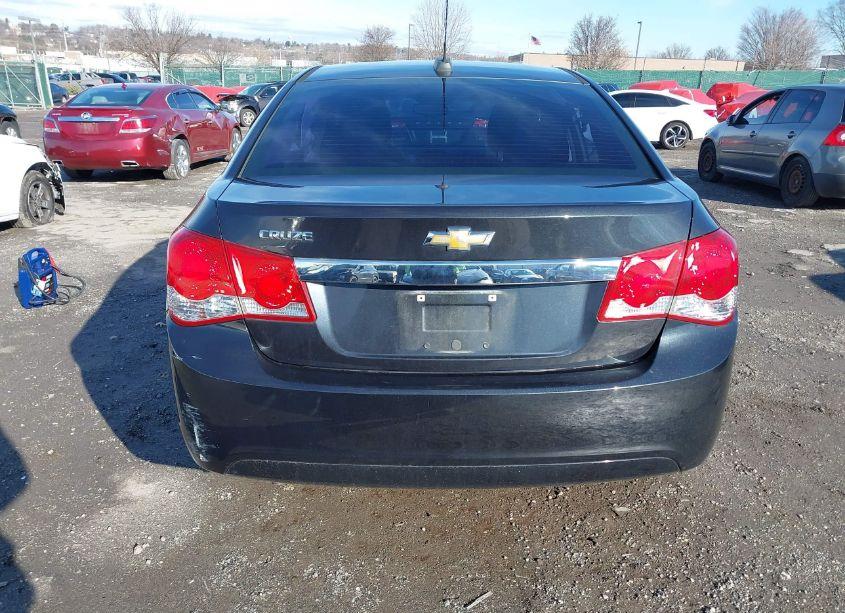 Photo 15 of 2015 Chevrolet Cruze LS AUTO (VIN 1G1PA5SG0F7114446)