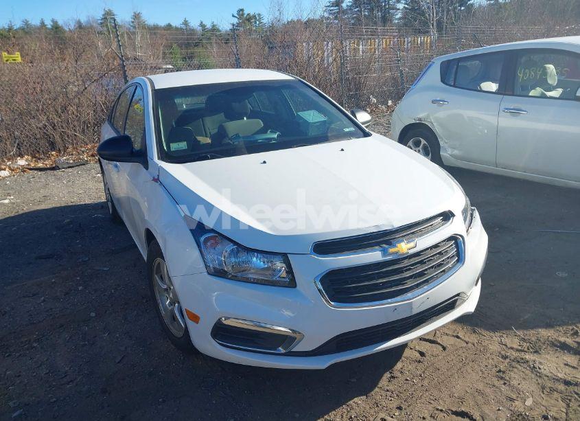 2015 Chevrolet Cruze LS AUTO (VIN 1G1PA5SG0F7191477) main photo