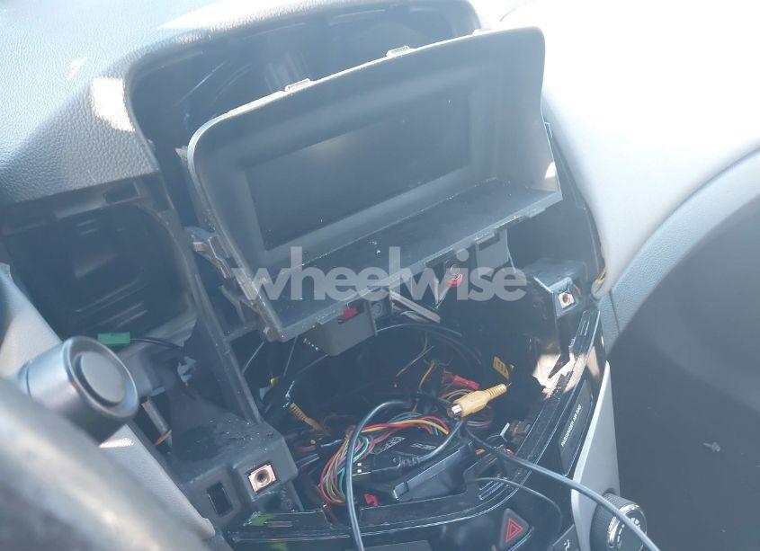 Photo 12 of 2015 Chevrolet Cruze LS AUTO (VIN 1G1PA5SG0F7191477)