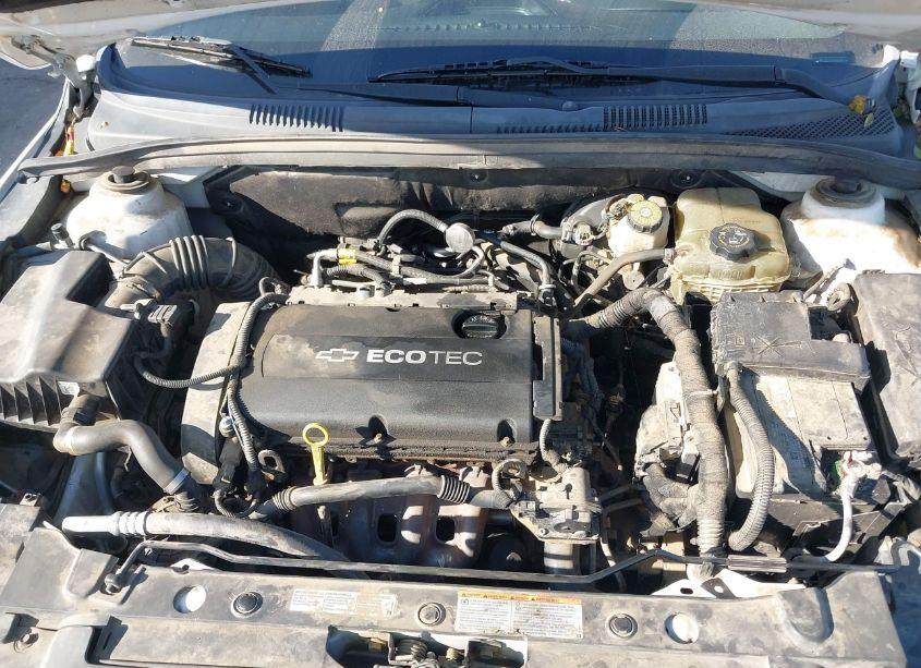 Photo 10 of 2013 Chevrolet Cruze LS AUTO (VIN 1G1PA5SG1D7107647)