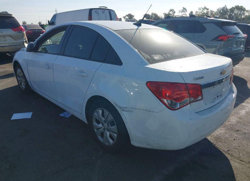 Photo 3 of 2013 Chevrolet Cruze LS AUTO (VIN 1G1PA5SG1D7107647)