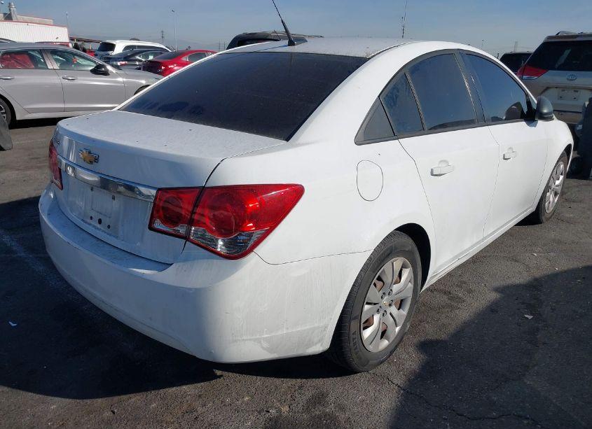 Photo 4 of 2013 Chevrolet Cruze LS AUTO (VIN 1G1PA5SG1D7107647)