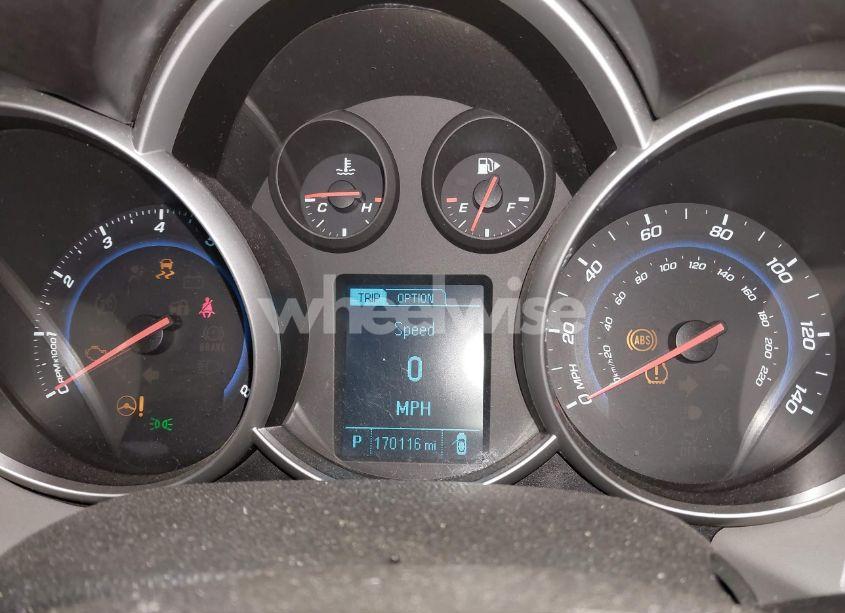 Photo 7 of 2013 Chevrolet Cruze LS AUTO (VIN 1G1PA5SG1D7124755)