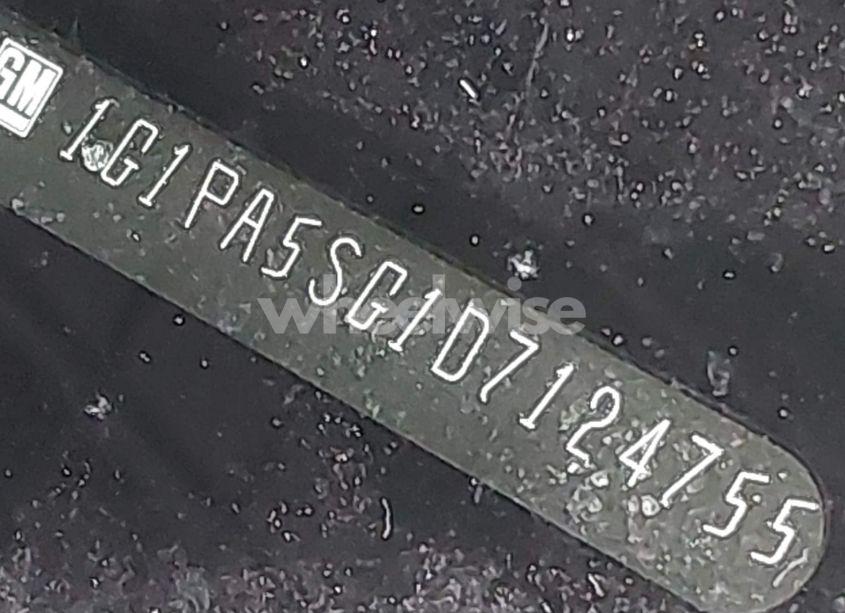 Photo 9 of 2013 Chevrolet Cruze LS AUTO (VIN 1G1PA5SG1D7124755)