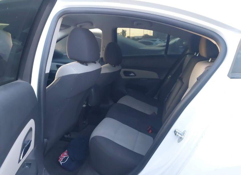 Photo 8 of 2013 Chevrolet Cruze LS AUTO (VIN 1G1PA5SG1D7328276)